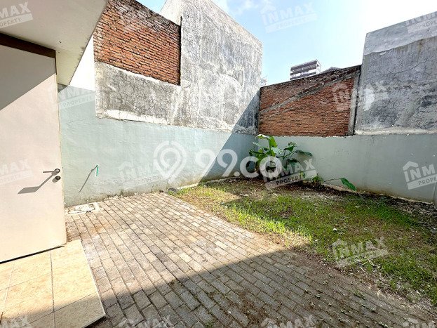 Rumah Luas Asri 2 KT Siap Huni di Sawojajar Malang Rumah Luas Asri 2 KT Siap Huni di Sawojajar Malang