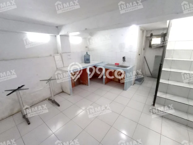 Unit Ruko Tersedia di Dinoyo Spesifikasi LB 184m2 Unit Ruko Tersedia di Dinoyo Spesifikasi LB 184m2