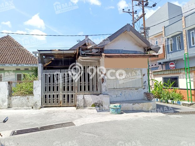 Dijual Hunian Rumah Terawat 12 KT di Dieng, Malang Dijual Hunian Rumah Terawat 12 KT di Dieng, Malang