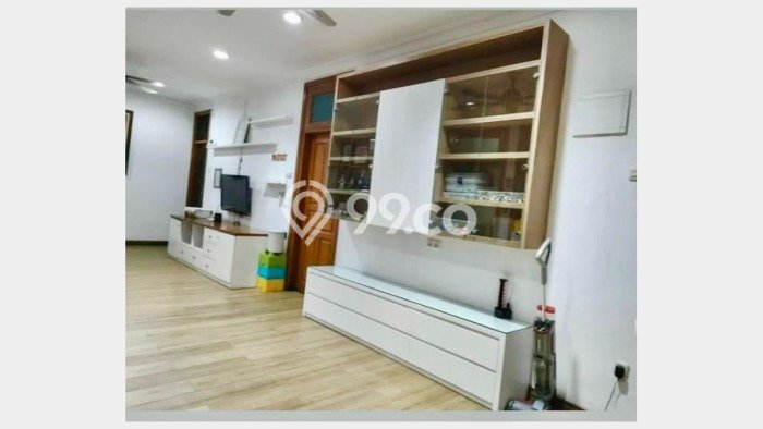 Rumah Mewah LB 200m2 Siap Huni Desain Elegan di Sunter, Jakarta Utara Rumah Mewah LB 200m2 Siap Huni Desain Elegan di Sunter, Jakarta Utara