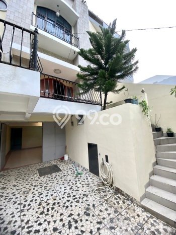 Disewakan! Rumah 4 Kamar Tidur &
5 Kamar Mandi di Gunung Sahari, Jakarta Pusat Disewakan! Rumah 4 Kamar Tidur &
5 Kamar Mandi di Gunung Sahari, Jakarta Pusat