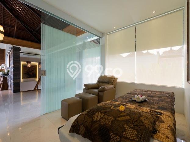 Vila Kawasan , Luas 1100m2m², Dekat ke berbagai fasilitas umum Vila Kawasan , Luas 1100m2m², Dekat ke berbagai fasilitas umum