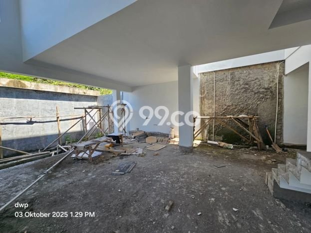 Jual Tanah di Uluwatu, Luas 300m2m², Area Strategis, Kontur Datar Jual Tanah di Uluwatu, Luas 300m2m², Area Strategis, Kontur Datar