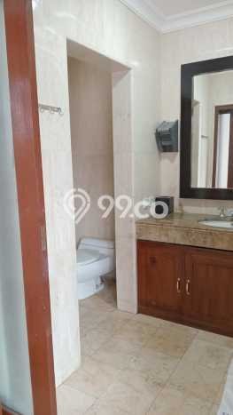Peluang Langka! Vila Kawasan , Ukuran 586m2m², Kawasan Berkembang dengan potensi meningkat Peluang Langka! Vila Kawasan , Ukuran 586m2m², Kawasan Berkembang dengan potensi meningkat