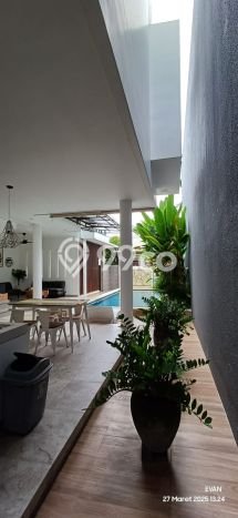 DIJUAL! Vila Kawasan , Area 1005m2m², Dekat ke Pusat Kota DIJUAL! Vila Kawasan , Area 1005m2m², Dekat ke Pusat Kota