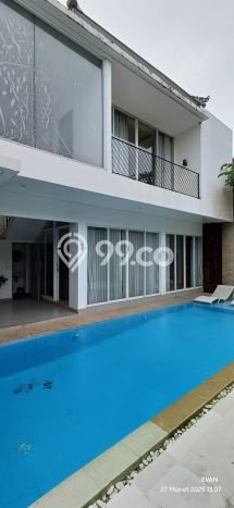 DIJUAL! Vila Kawasan , Area 1005m2m², Dekat ke Pusat Kota DIJUAL! Vila Kawasan , Area 1005m2m², Dekat ke Pusat Kota