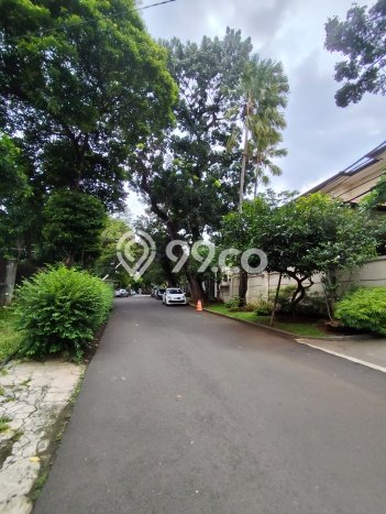 Siap Huni Hunian Elit 4 Kamar di Kebayoran Lama Dekat ke Mana Saja Siap Huni Hunian Elit 4 Kamar di Kebayoran Lama Dekat ke Mana Saja