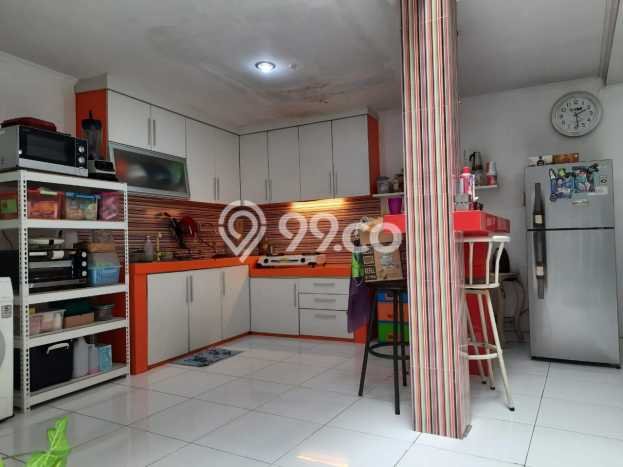 Ready to Use! Luxury House LT 233m2 Desain Elegan di Warung Buncit Ready to Use! Luxury House LT 233m2 Desain Elegan di Warung Buncit
