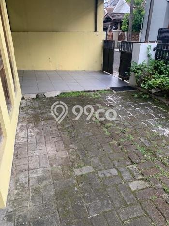 Disewakan! Rumah 4 Kamar Tidur &
4 Kamar Mandi di Bintaro, Tangerang Selatan Disewakan! Rumah 4 Kamar Tidur &
4 Kamar Mandi di Bintaro, Tangerang Selatan