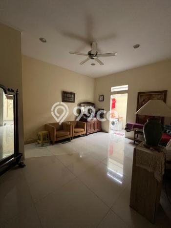 Jual Rumah Mewah Megah Dengan View Cantik di Bintaro, Tangerang Selatan Jual Rumah Mewah Megah Dengan View Cantik di Bintaro, Tangerang Selatan