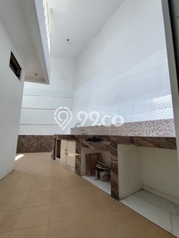 Rumah di Bintaro, Siap Huni, 4 KT, Akses Bintaro, Tangerang Selatan, Tangerang Selatan, LT 124m2m² Bangunan 200m2m² Rumah di Bintaro, Siap Huni, 4 KT, Akses Bintaro, Tangerang Selatan, Tangerang Selatan, LT 124m2m² Bangunan 200m2m²