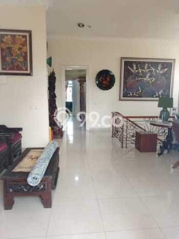 Rumah Elit Modern Tanpa Renovasi di Legenda Wisata Bogor Rumah Elit Modern Tanpa Renovasi di Legenda Wisata Bogor