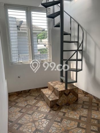 Rumah Luxury Modern Tanpa Renovasi di Citra Grand Jakarta Timur Rumah Luxury Modern Tanpa Renovasi di Citra Grand Jakarta Timur