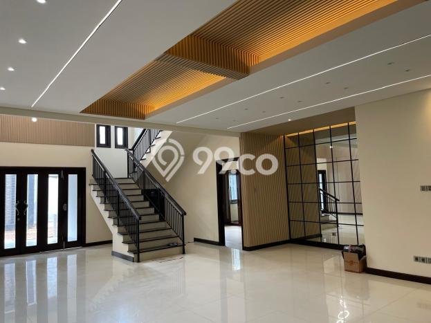 Ready to Use! Luxury House LT 788m2 Desain Modern di Citra Grand Ready to Use! Luxury House LT 788m2 Desain Modern di Citra Grand