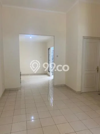 Dijual Hunian Rumah Terawat 2 Kamar di Kota Wisata, Bogor Dijual Hunian Rumah Terawat 2 Kamar di Kota Wisata, Bogor