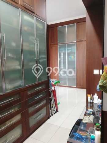 Rumah Elit Modern Tanpa Renovasi di Legenda Wisata Bogor Rumah Elit Modern Tanpa Renovasi di Legenda Wisata Bogor