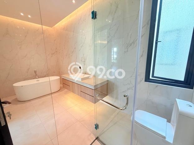 Rumah Elit LB 650m2 Siap Pakai Desain Elegan di Sentul City, Bogor Rumah Elit LB 650m2 Siap Pakai Desain Elegan di Sentul City, Bogor