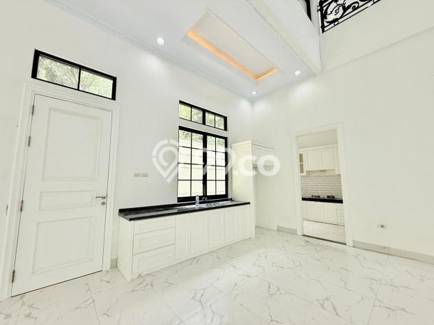 Rumah Luxury Modern Siap Huni di Sentul City Bogor Rumah Luxury Modern Siap Huni di Sentul City Bogor