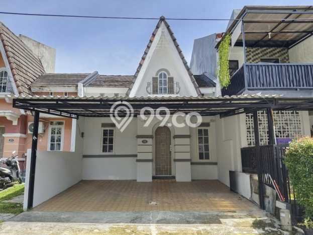 Rumah Luas Tanah 90m² di Sentul City, Bogor - Lokasi Strategis Rumah Luas Tanah 90m² di Sentul City, Bogor - Lokasi Strategis