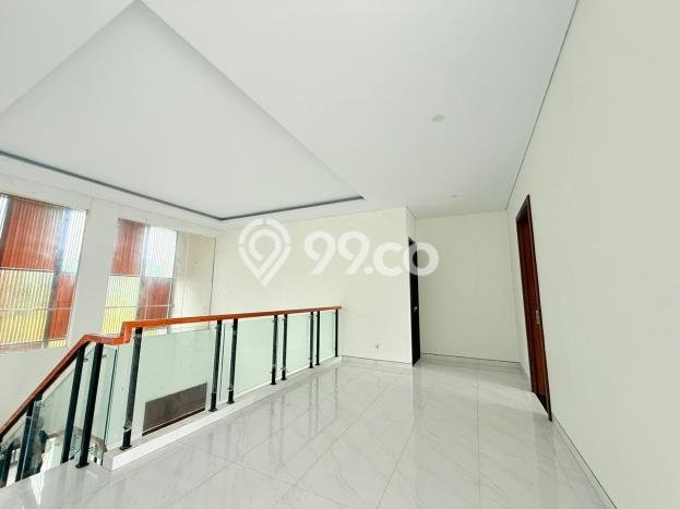 Rumah Elit LB 490m2 Siap Pakai Desain Elegan di Sentul City, Bogor Rumah Elit LB 490m2 Siap Pakai Desain Elegan di Sentul City, Bogor
