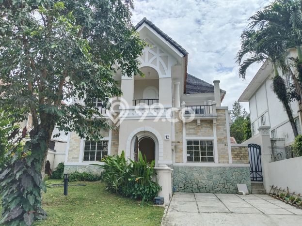 Rumah Elit LB 153m2 Siap Pakai Desain Elegan di Sentul City, Bogor Rumah Elit LB 153m2 Siap Pakai Desain Elegan di Sentul City, Bogor