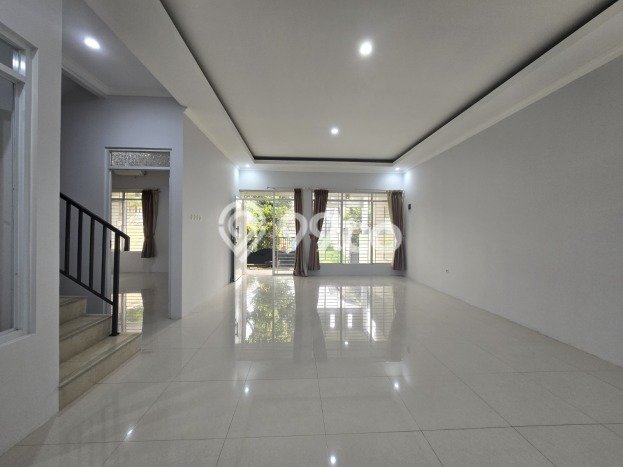 PROMO SPESIAL! Rumah Siap Huni area Sentul City, LT 117m² LB 150m² PROMO SPESIAL! Rumah Siap Huni area Sentul City, LT 117m² LB 150m²