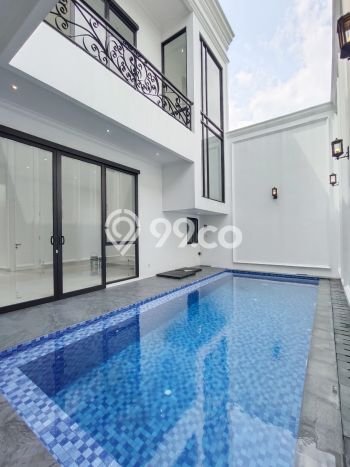 HOT LISTING! Rumah Untuk Investasi area Sentul City, Luas 281m² Bangunan 390m² HOT LISTING! Rumah Untuk Investasi area Sentul City, Luas 281m² Bangunan 390m²
