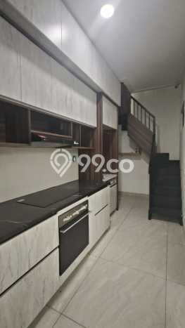 Dijual Rumah Luas Megah Dengan View Eksklusif di BSD, Tangerang Dijual Rumah Luas Megah Dengan View Eksklusif di BSD, Tangerang