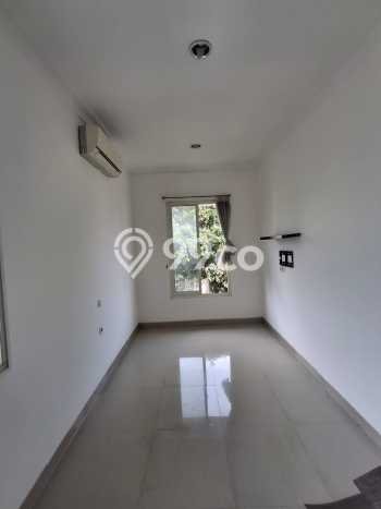 Jarang Ada! Rumah Sewa 4 Kamar Nyaman Siap Huni Gading Serpong Jarang Ada! Rumah Sewa 4 Kamar Nyaman Siap Huni Gading Serpong