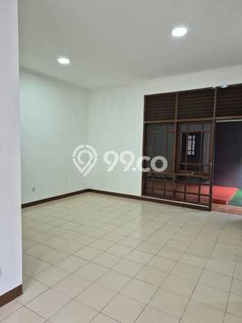Disewakan Segera Rumah Kondisi Baik di Kawasan Serpong Utara, Tangerang Selatan Disewakan Segera Rumah Kondisi Baik di Kawasan Serpong Utara, Tangerang Selatan