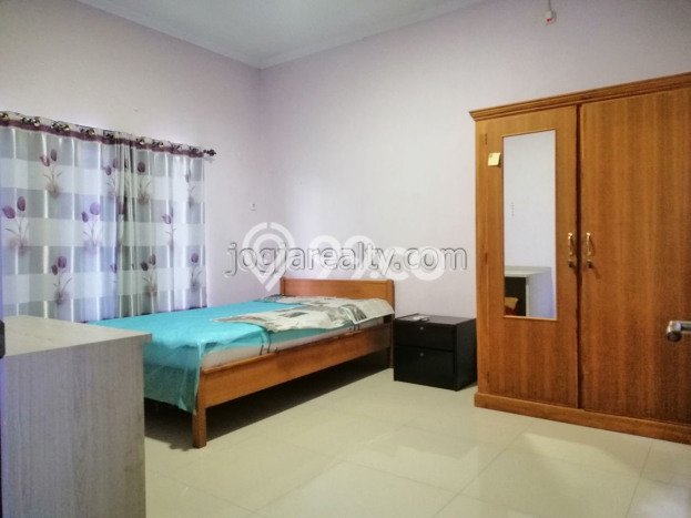 Rumah Eksklusif Siap Huni LT 1218m2 di Gamping, Sleman Rumah Eksklusif Siap Huni LT 1218m2 di Gamping, Sleman