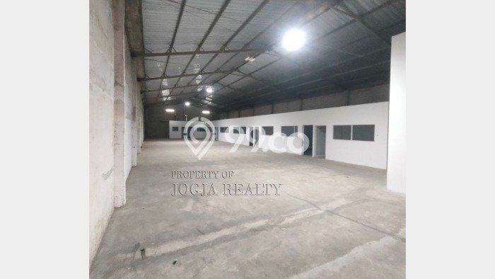 Gudang Disewakan Cepat di Banguntapan Bantul LB 300m2 Gudang Disewakan Cepat di Banguntapan Bantul LB 300m2