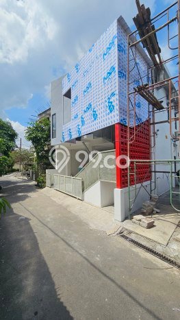 Kost Dijual di Condong Catur dengan 12 KT dan Luas 240m2 Kost Dijual di Condong Catur dengan 12 KT dan Luas 240m2