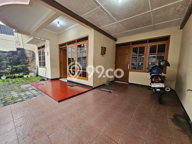 Dijual Cepat Rumah Favorit Siap Huni LB 115m2 di Kotagede, Yogyakarta Dijual Cepat Rumah Favorit Siap Huni LB 115m2 di Kotagede, Yogyakarta
