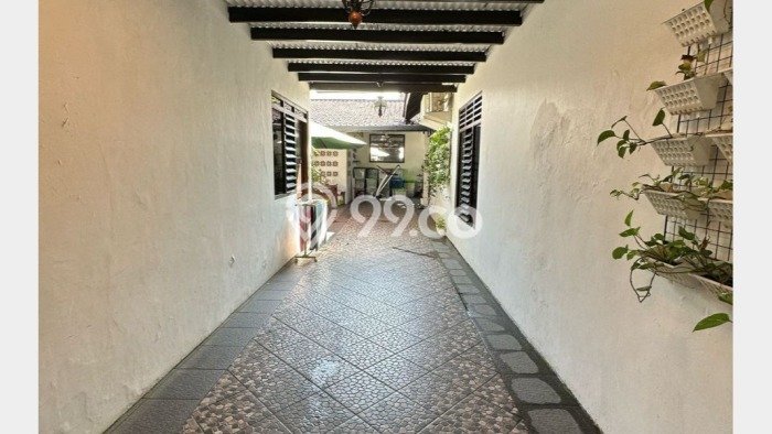 HOT LISTING! Rumah Siap Huni lokasi Depok, Sleman, Luas 360m² LB 147m² HOT LISTING! Rumah Siap Huni lokasi Depok, Sleman, Luas 360m² LB 147m²