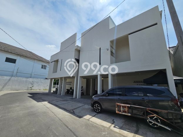 Rumah Kost untuk Dijual di Maguwoharjo Punya 14 Kamar Rumah Kost untuk Dijual di Maguwoharjo Punya 14 Kamar