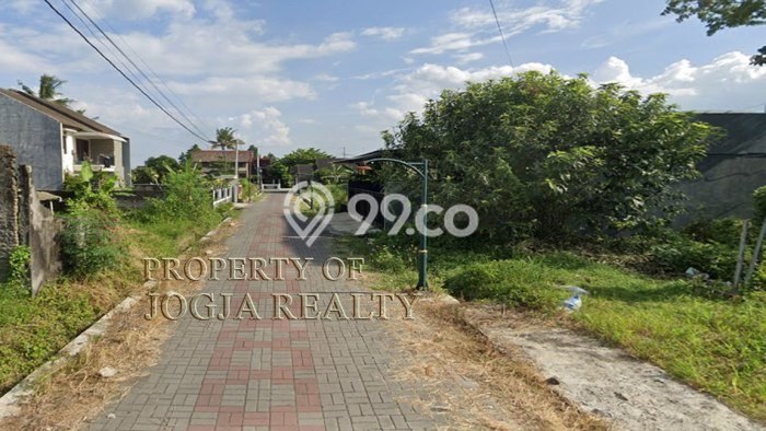 Tanah Kavling Dijual di Condong Catur, Sleman dengan Luas Tanah 308m2 Tanah Kavling Dijual di Condong Catur, Sleman dengan Luas Tanah 308m2
