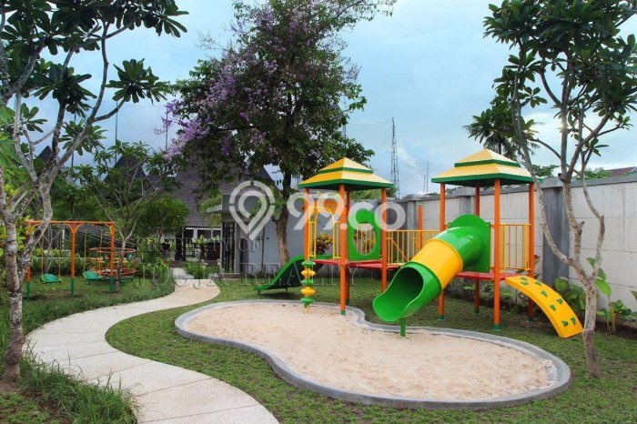 Rumah Mewah Siap Huni LT 180m2 di Ngaglik, Sleman Rumah Mewah Siap Huni LT 180m2 di Ngaglik, Sleman