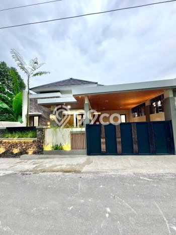 Dijual Cepat Rumah Bagus Siap Huni LB 111m2 di Ngaglik, Sleman Dijual Cepat Rumah Bagus Siap Huni LB 111m2 di Ngaglik, Sleman