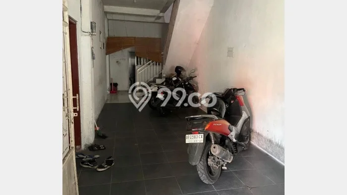 Dijual Segera Kost 15 Kamar, 5 Kamar Mandi di Depok, Sleman, Luas 250m2 Dijual Segera Kost 15 Kamar, 5 Kamar Mandi di Depok, Sleman, Luas 250m2