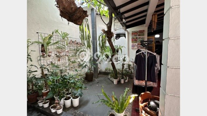 HOT LISTING! Rumah Siap Huni lokasi Depok, Sleman, Luas 360m² LB 147m² HOT LISTING! Rumah Siap Huni lokasi Depok, Sleman, Luas 360m² LB 147m²