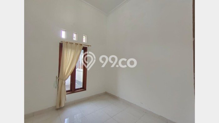 Rumah Terawat 3 KT 1 KM di Maguwoharjo, Yogyakarta Rumah Terawat 3 KT 1 KM di Maguwoharjo, Yogyakarta