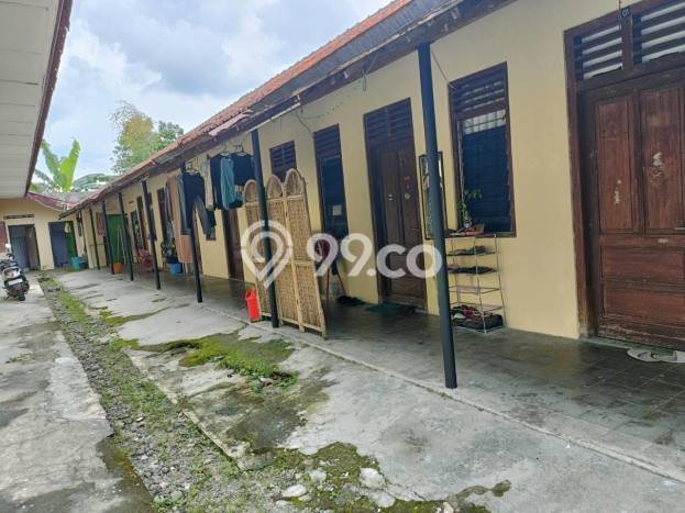 Rumah Kost untuk Dijual di Caturtunggal Punya 21 Kamar Rumah Kost untuk Dijual di Caturtunggal Punya 21 Kamar