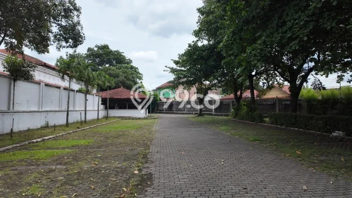 Komersial bagus disewakan di Depok Sleman dengan LB 1752m2 harga sewa terbaik Komersial bagus disewakan di Depok Sleman dengan LB 1752m2 harga sewa terbaik