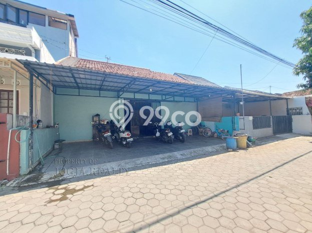 Cocok Untuk Investasi! Dijual Kost di Maguwoharjo 6 Kamar Cocok Untuk Investasi! Dijual Kost di Maguwoharjo 6 Kamar