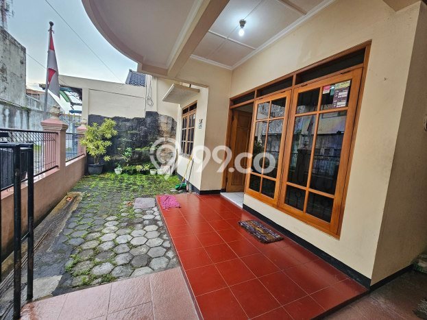 Dijual Cepat Rumah Favorit Siap Huni LB 115m2 di Kotagede, Yogyakarta Dijual Cepat Rumah Favorit Siap Huni LB 115m2 di Kotagede, Yogyakarta