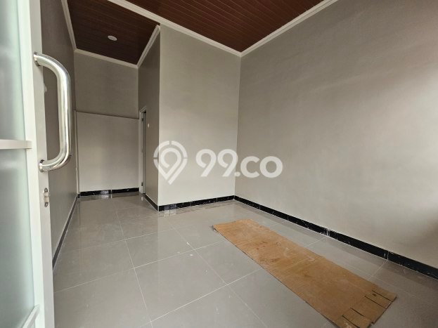 Dijual Kost Strategis di Depok, Sleman 15 KT, 15 KM, Luas Bangunan 250m2 Dijual Kost Strategis di Depok, Sleman 15 KT, 15 KM, Luas Bangunan 250m2