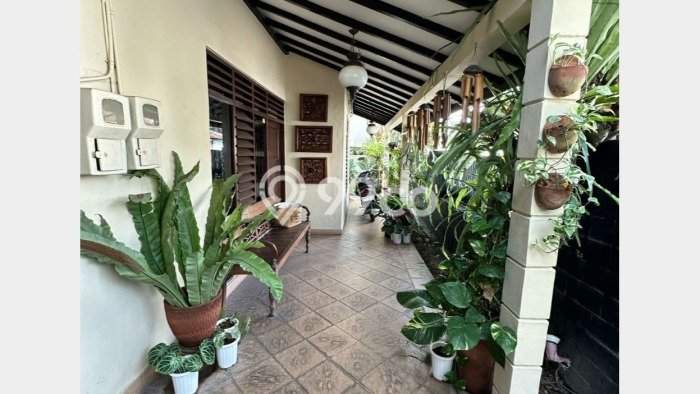 HOT LISTING! Rumah Siap Huni lokasi Depok, Sleman, Luas 360m² LB 147m² HOT LISTING! Rumah Siap Huni lokasi Depok, Sleman, Luas 360m² LB 147m²