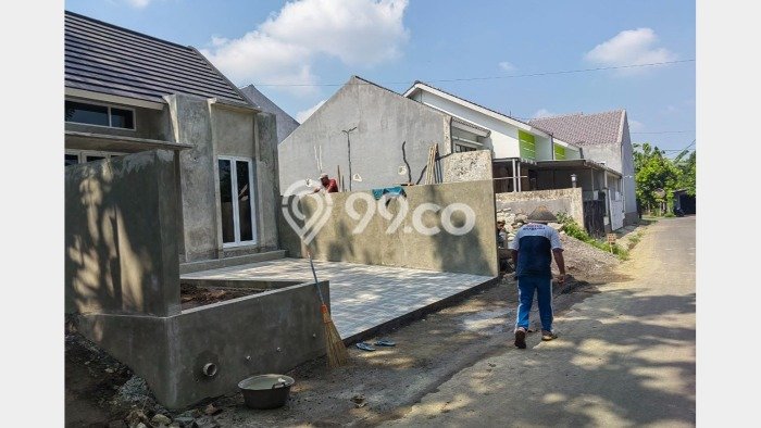 For Sale Rumah 2 Kamar Lokasi Strategis Nyaman dan Strategis di Godean For Sale Rumah 2 Kamar Lokasi Strategis Nyaman dan Strategis di Godean