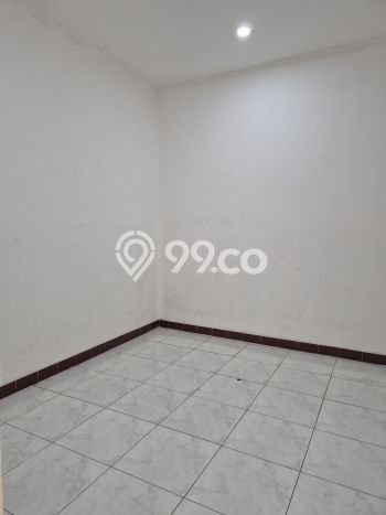 Rumah Mewah LB 170m2 Siap Pakai Desain Elegan di Duta Garden, Jakarta Barat Rumah Mewah LB 170m2 Siap Pakai Desain Elegan di Duta Garden, Jakarta Barat